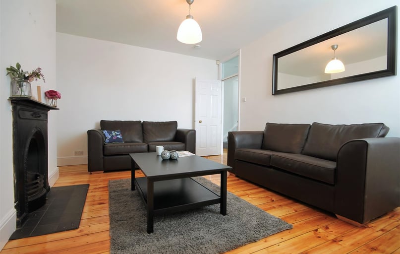 Hazelwood Avenue, Jesmond, Newcastle - Image 1